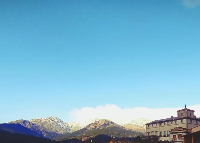 Ananda Gredos דירה